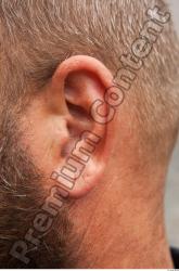 Ear Man White Average